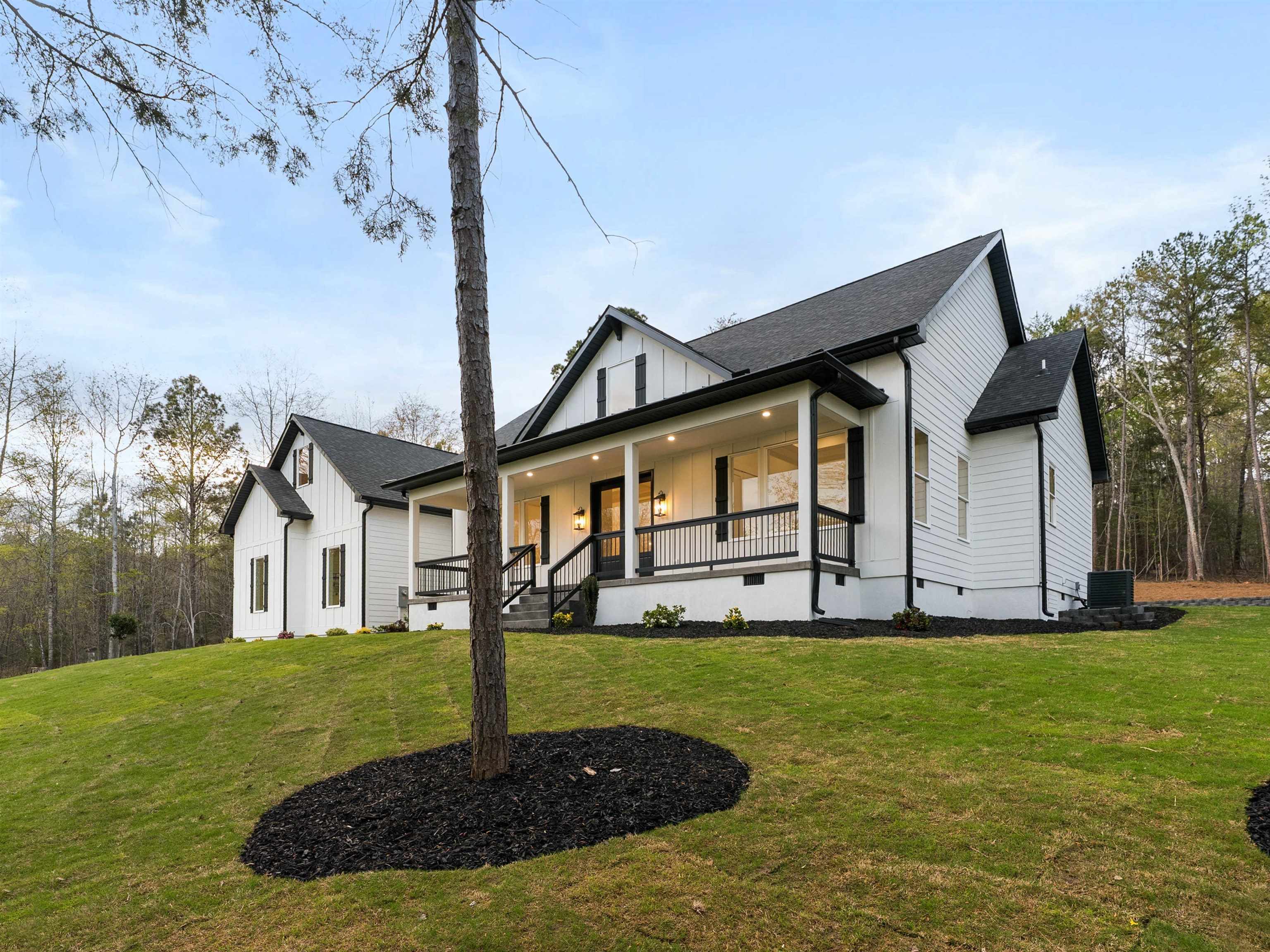 3rd image of 206 Zimmerman Lake Rd, Spartanburg, SC 29306 | MLS# SPN340537