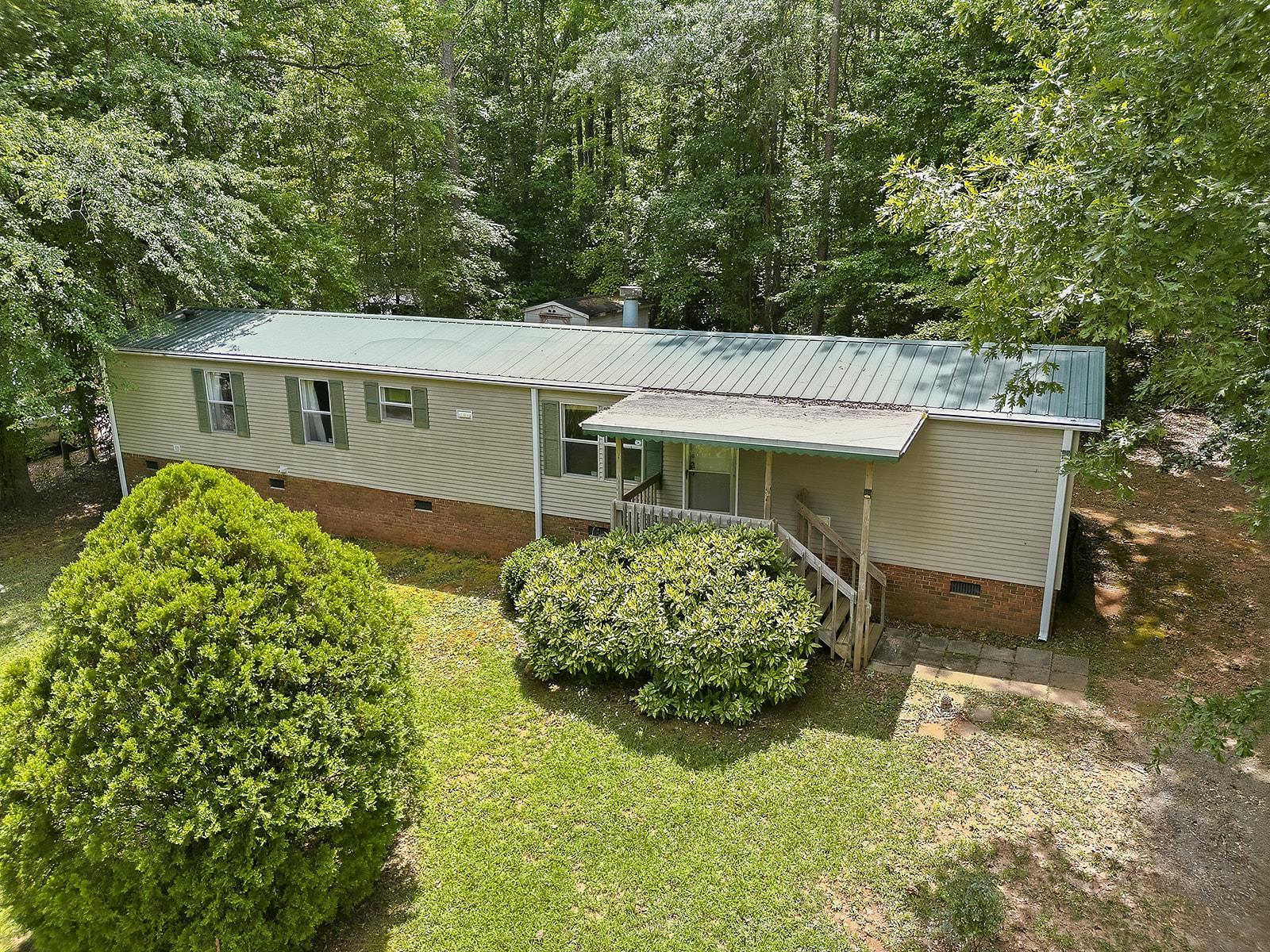 1st image of 586 Kimbark Ln, Fountain Inn, SC 29644 | MLS# SPN340544