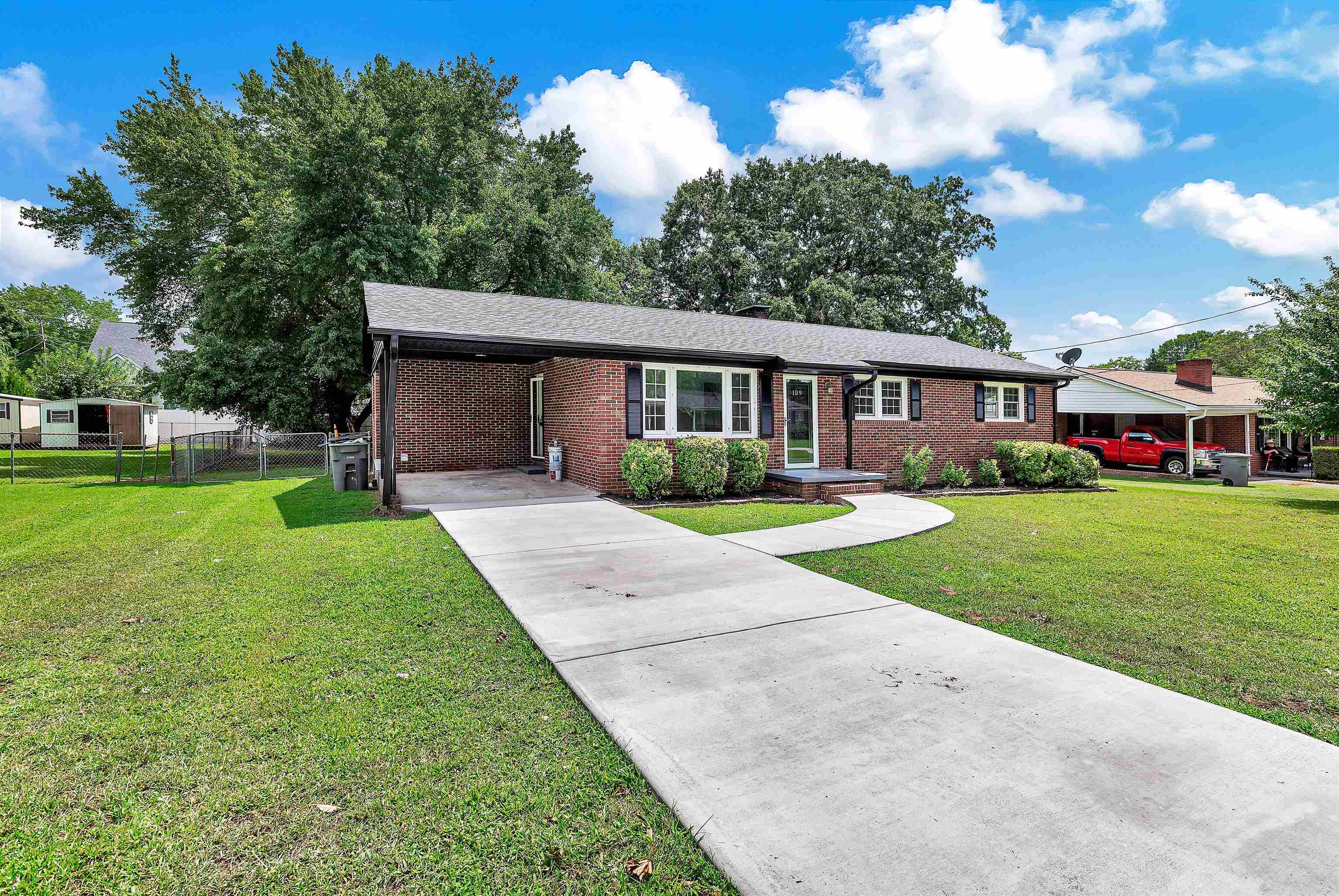 2nd image of 109 Avery St, Greenville, SC 29617 | MLS# SPN340576