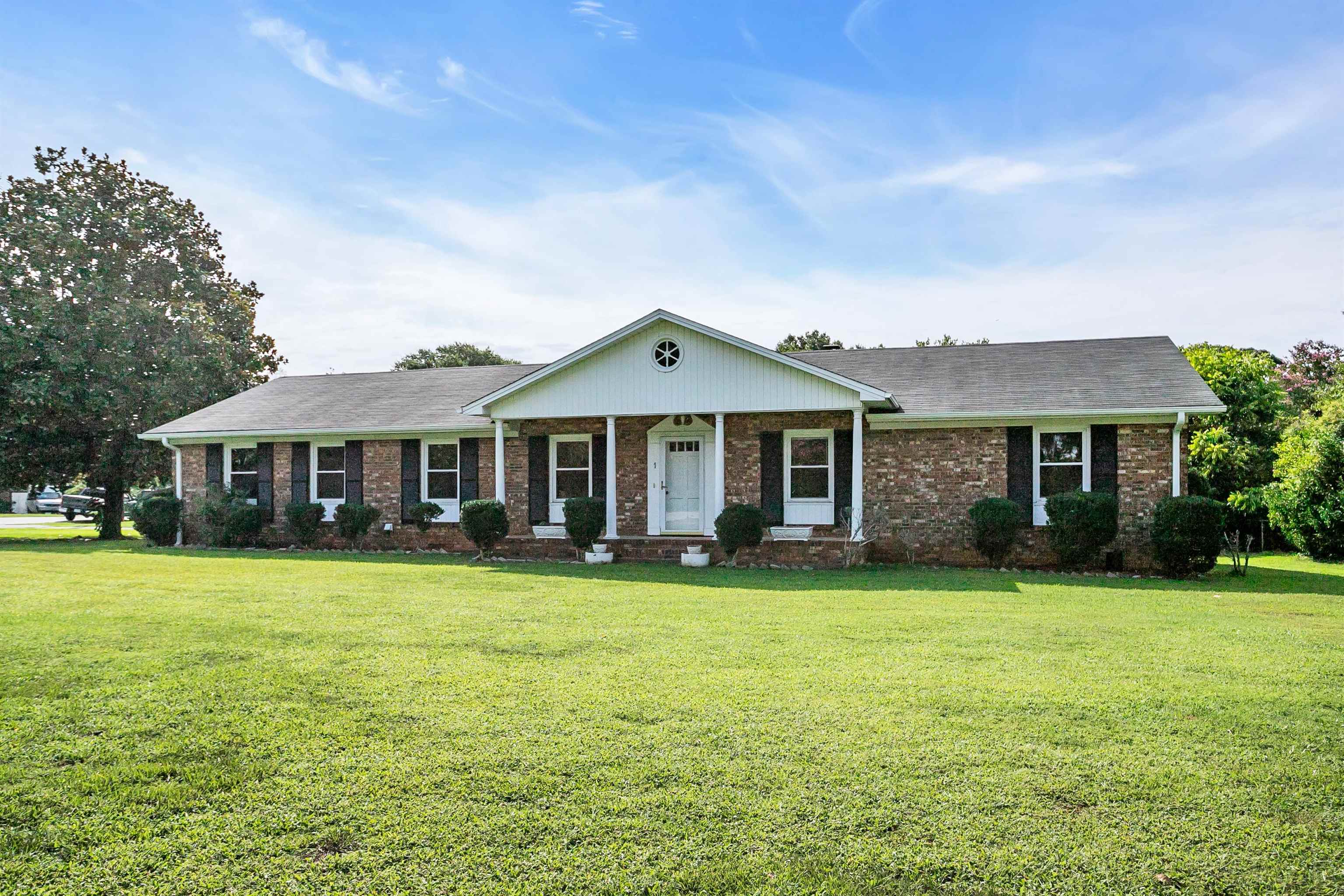 1st image of 1 Vine Hill Rd, Greenville, SC 29607 | MLS# SPN340624