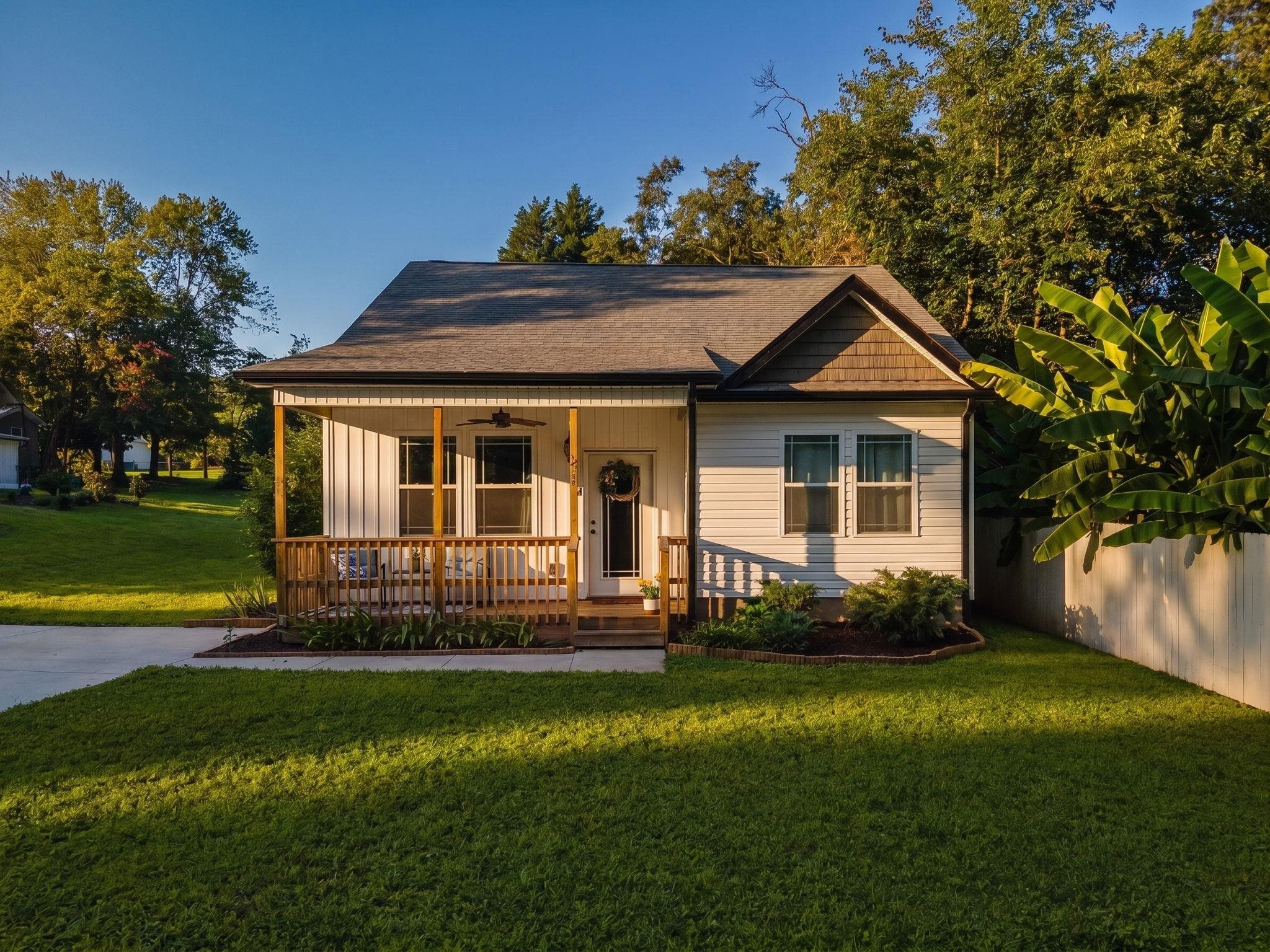 2nd image of 223 Eastland Dr, Greer, SC 29651 | MLS# SPN340649