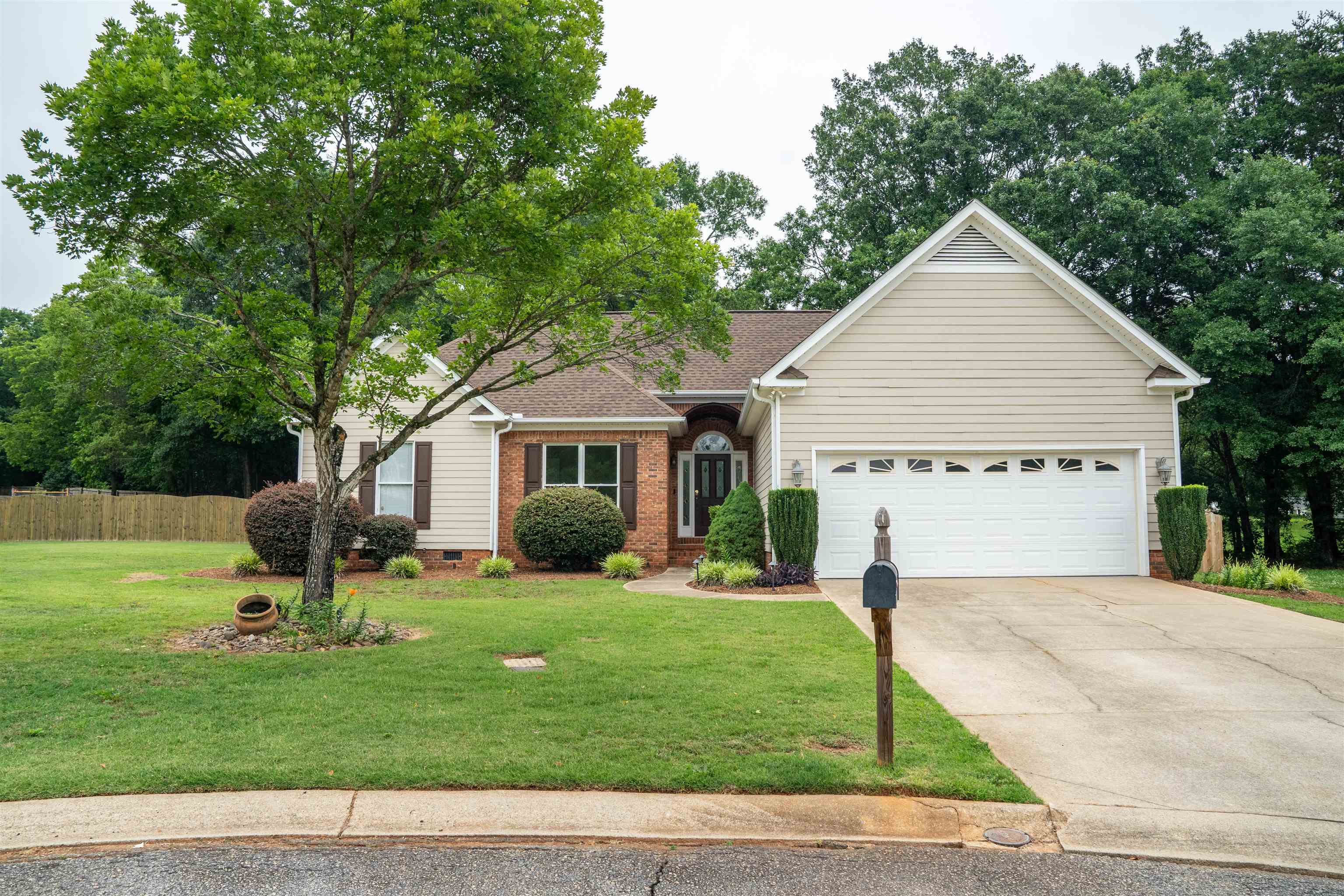 1st image of 11 Churchfield Ct, Greer, SC 29651 | MLS# SPN340811