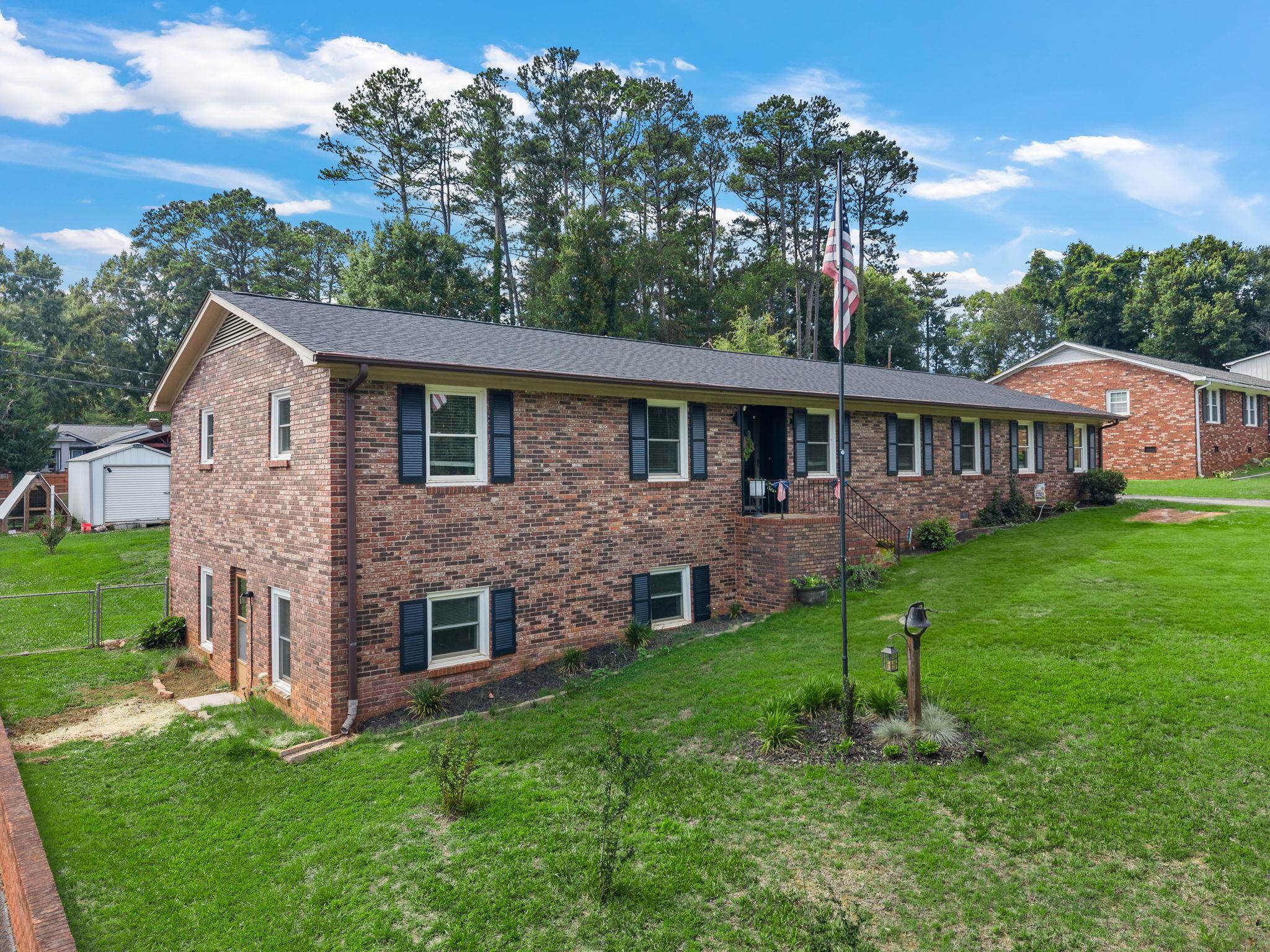3rd image of 417 Harrell Dr, Spartanburg, SC 29307 | MLS# SPN340814