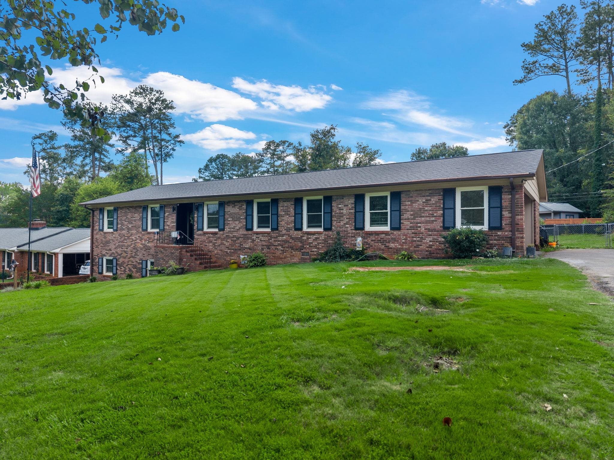 2nd image of 417 Harrell Dr, Spartanburg, SC 29307 | MLS# SPN340814
