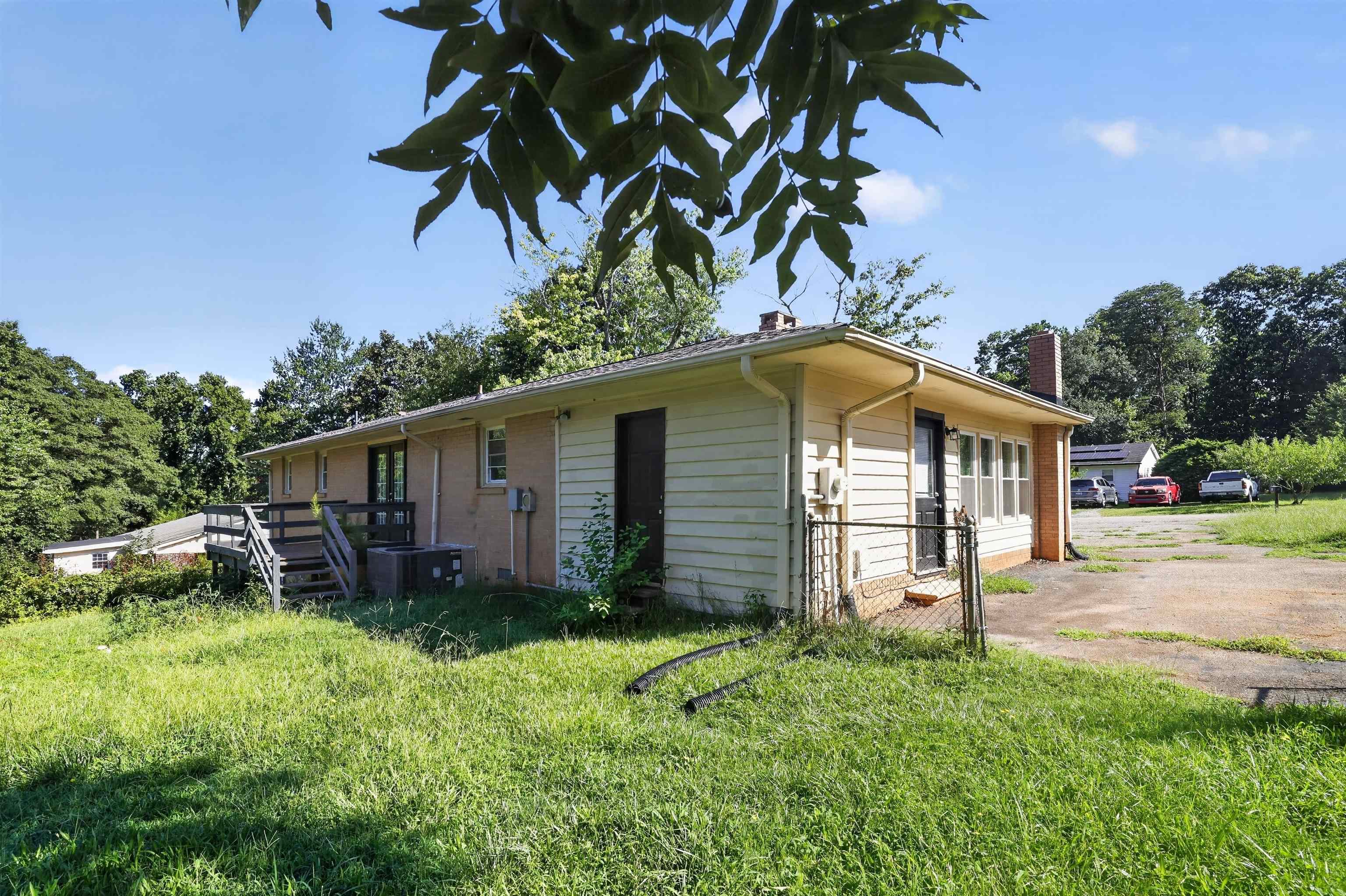 1st image of 161 Floyd Heights Dr, Spartanburg, SC 29303 | MLS# SPN340832