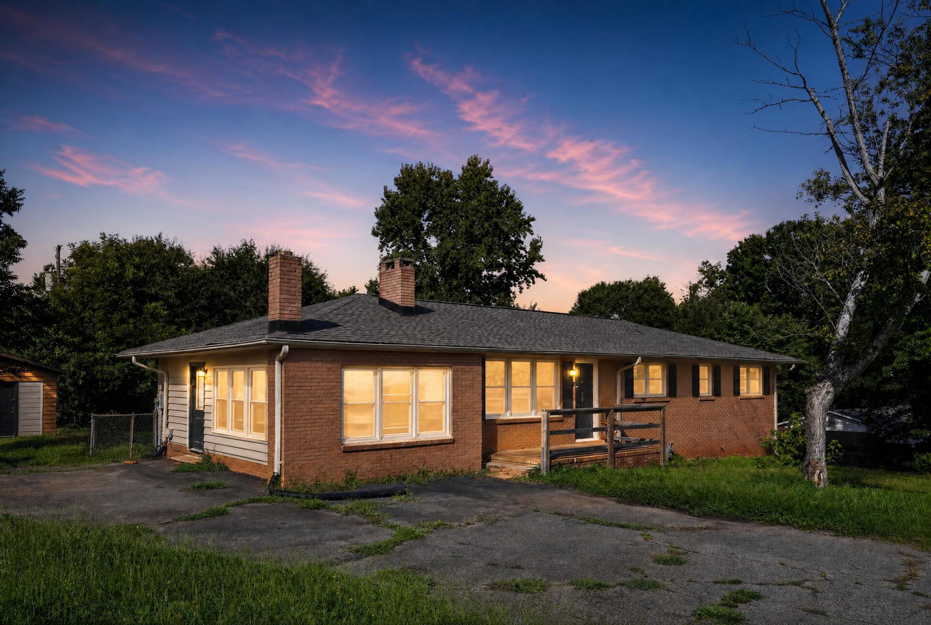 31st image of 161 Floyd Heights Dr, Spartanburg, SC 29303 | MLS# SPN340832