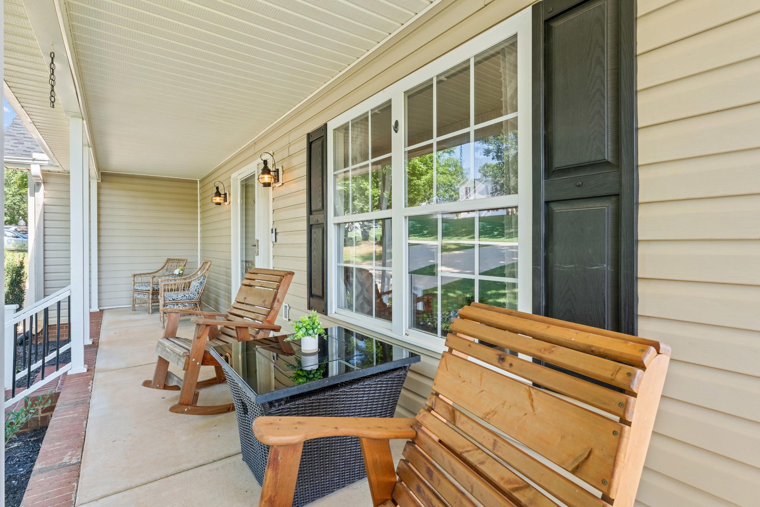 3rd image of 705 Canton Ct, Greer, SC 29651 | MLS# SPN340843