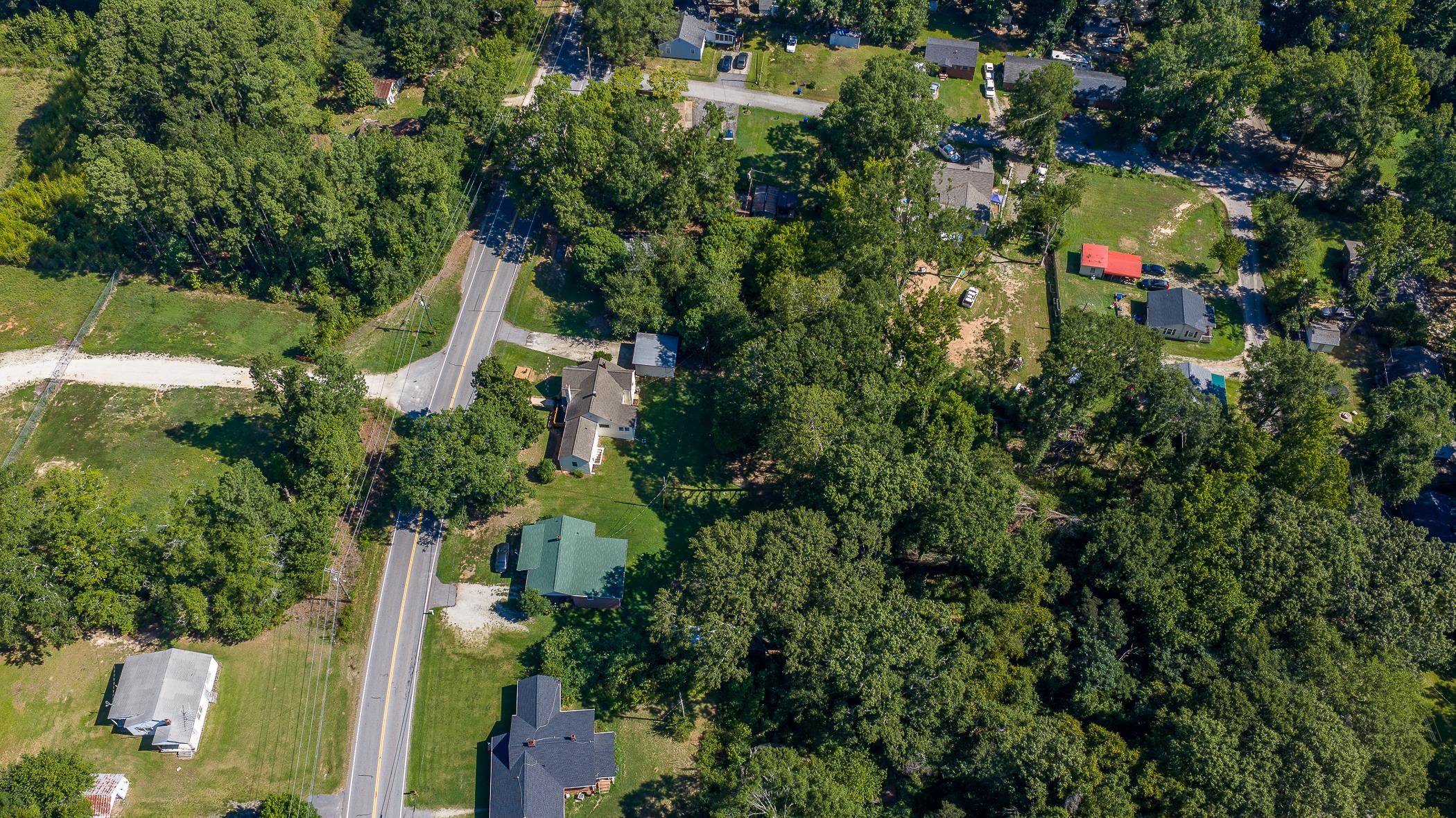 3rd image of 909 W Georgia Rd, Woodruff, SC 29388 | MLS# SPN340847