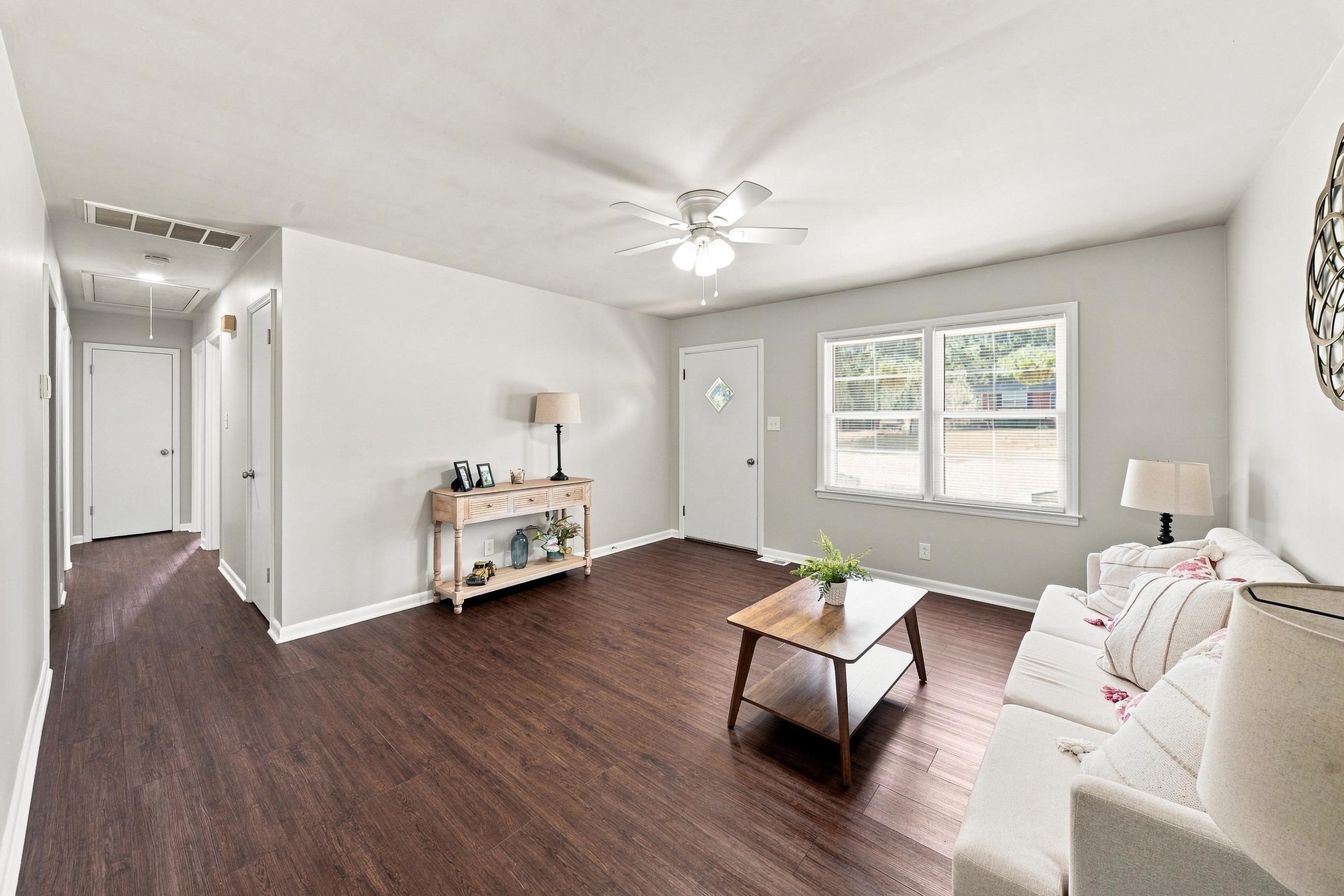 3rd image of 104 Tower Dr, Moore, SC 29369 | MLS# SPN340867