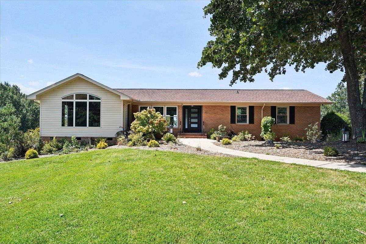 1st image of 219 Fairview Dr, Greenville, SC 29609 | MLS# SPN340870