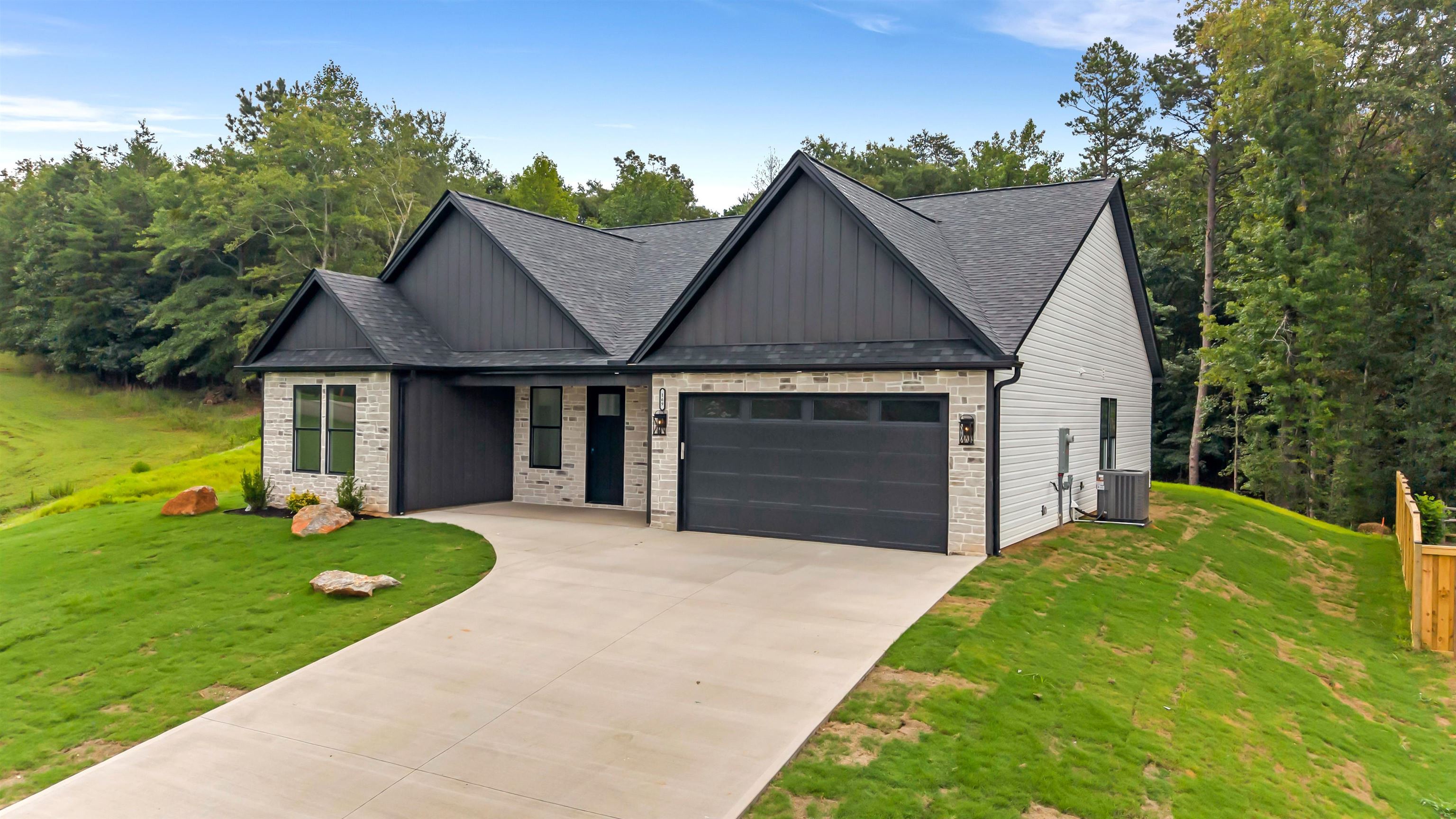 3rd image of 169 Lakeshore Dr, Chesnee, SC 29323 | MLS# SPN340873