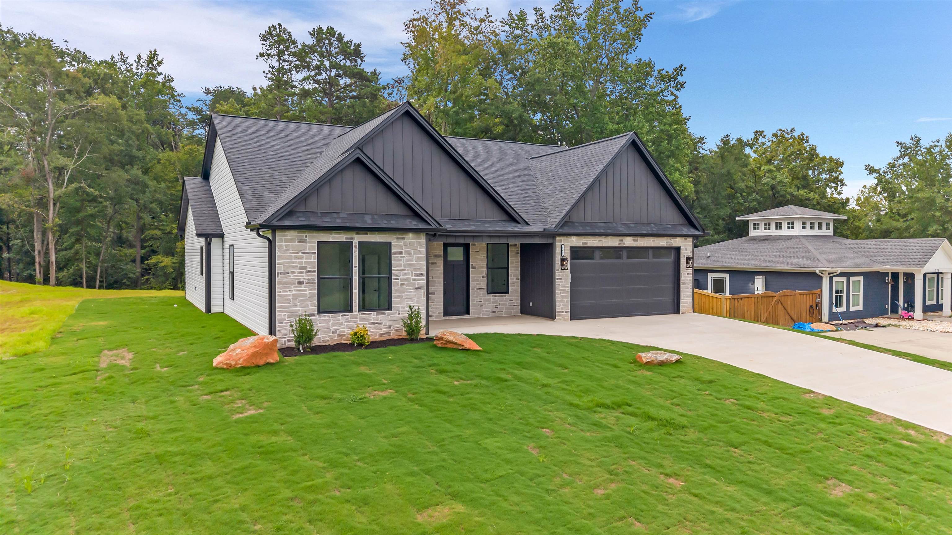 4th image of 169 Lakeshore Dr, Chesnee, SC 29323 | MLS# SPN340873