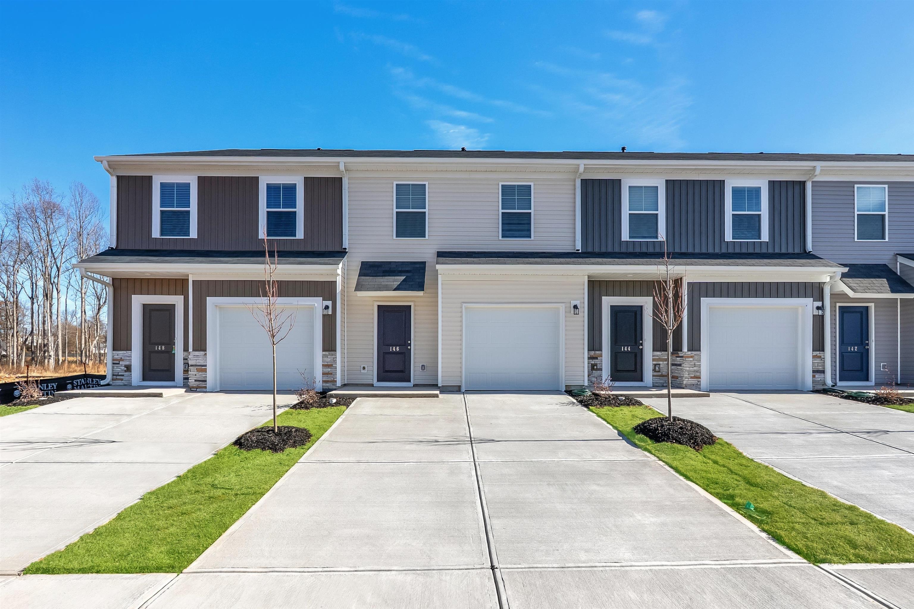 1st image of 319 Abingdon Wy, Greer, SC 29651 | MLS# SPN340908