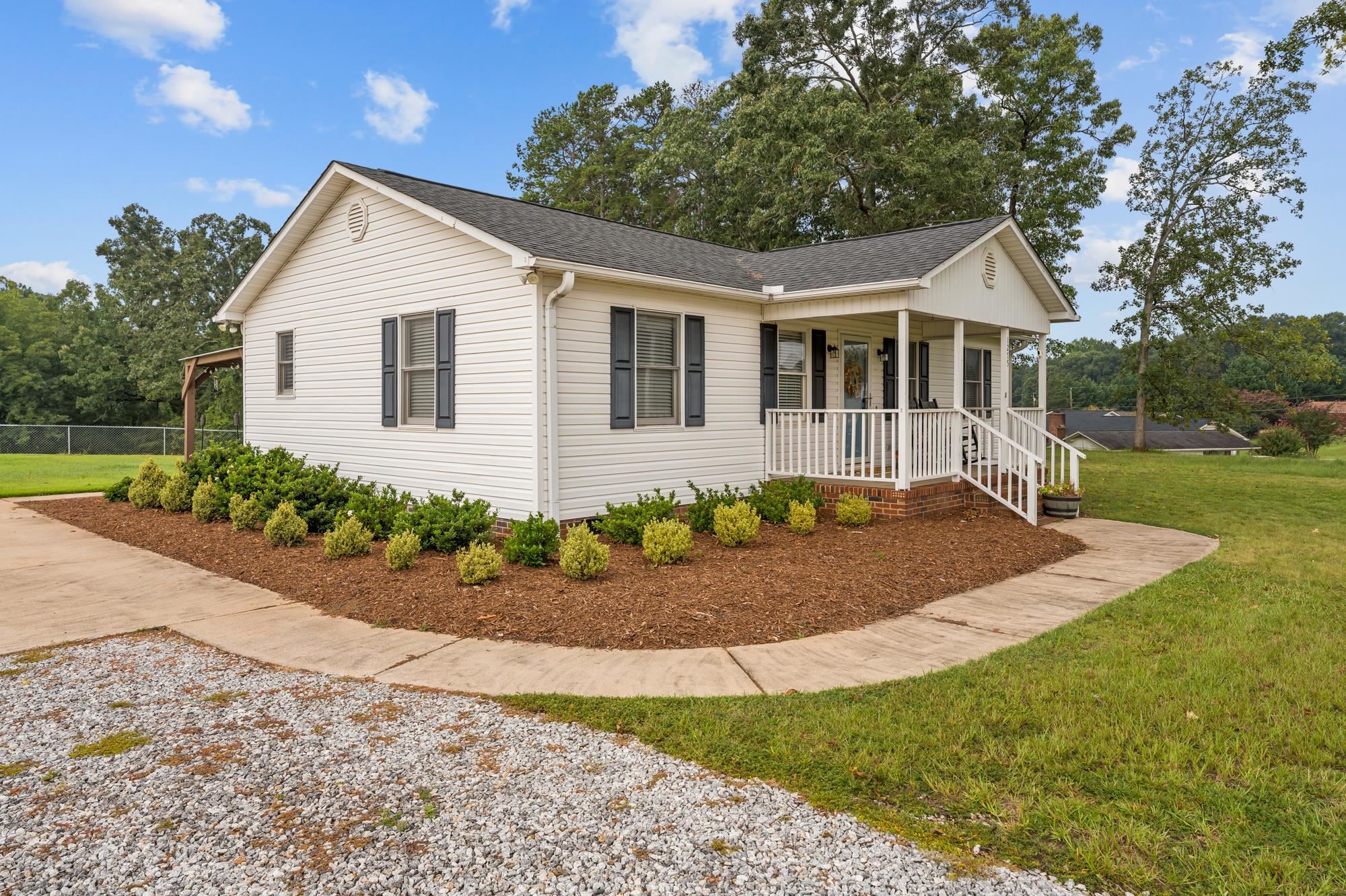 Photo 2 of Single family home for sale at 1275 Gap Creek Rd, Lyman, SC 29365 | MLS# SPN341138 | Listing updated on 2026-09-04