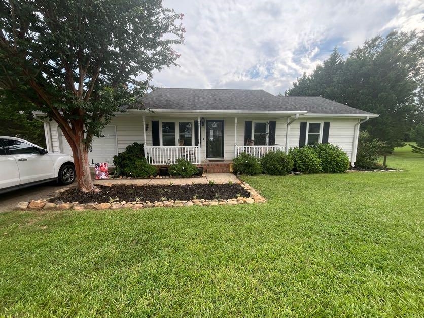 Photo 3 of Sale Pending at 1081 Robbs School Rd, Gaffney, SC 29341 | MLS# SPN341164 | Listing updated on 2026-09-02