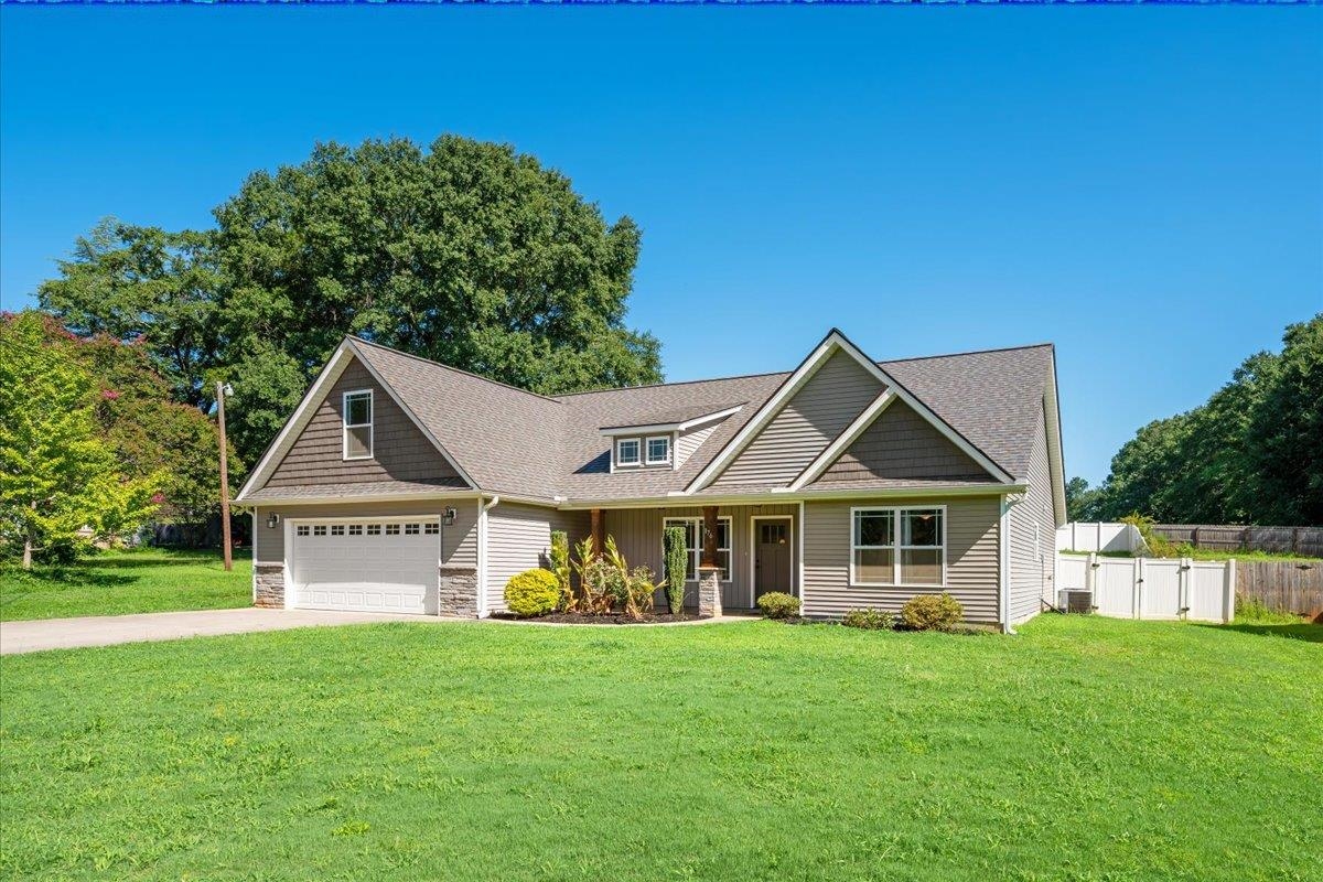 Photo 2 of Single family home for sale at 176 Coleman Rd, Wellford, SC 29385 | MLS# SPN341267 | Listing updated on 2026-09-03
