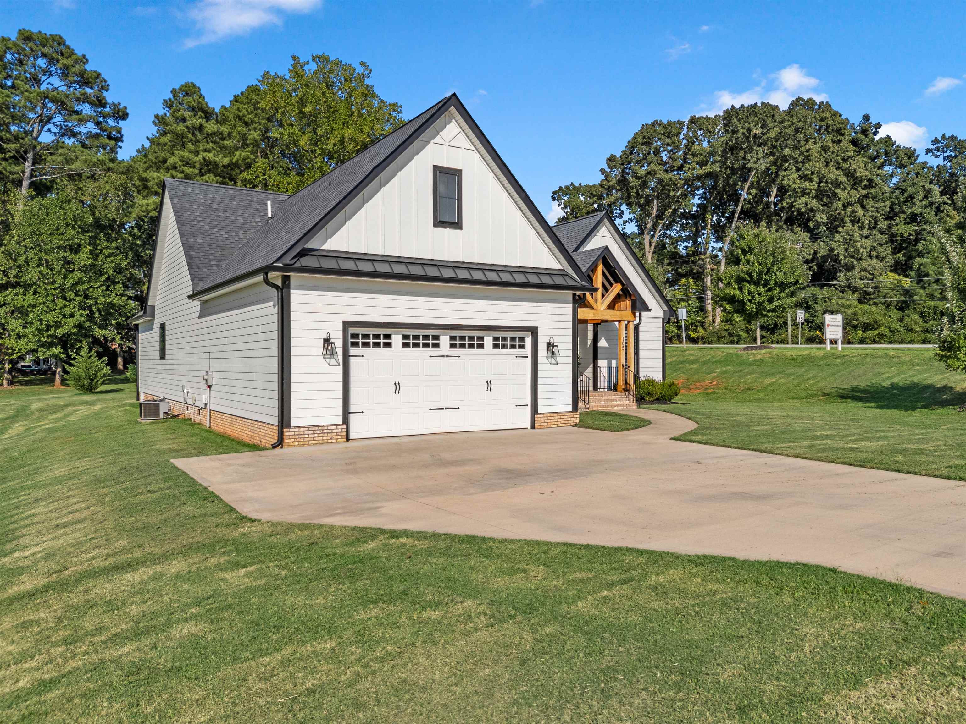 Photo 4 of Single family home for sale at 102 Mason Rd, Gaffney, SC 29340 | MLS# SPN341306 | Listing updated on 2026-09-05