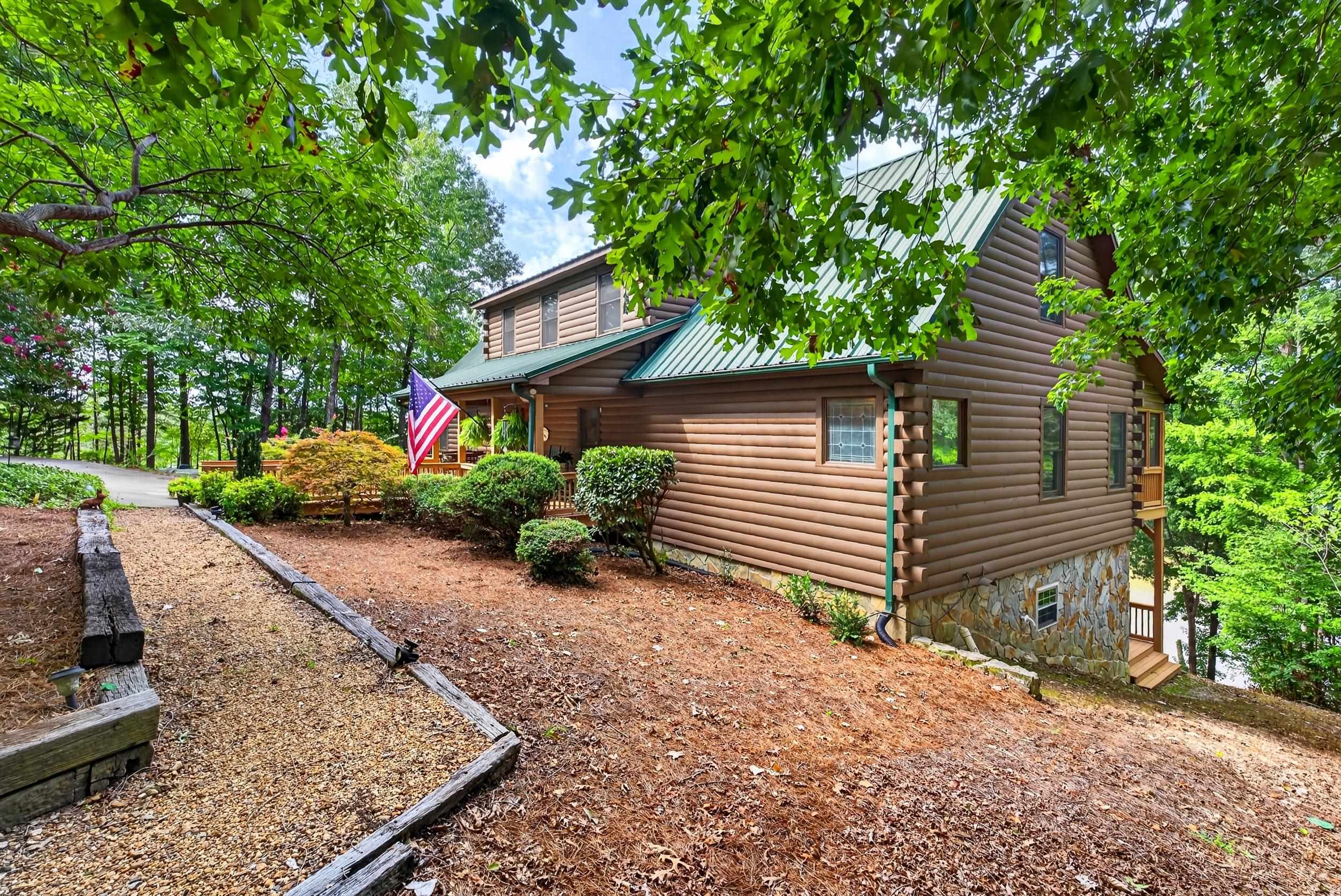 Photo 2 of Single family home for sale at 210 Big Rock Rd, Blacksburg, SC 29702 | MLS# SPN341346 | Listing updated on 2026-09-05