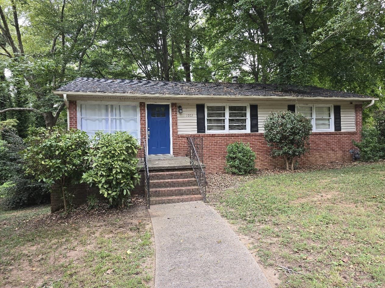 Photo 1 of Single family home for sale at 1002 Briarwood, Gaffney, SC 29340 | MLS# SPN341352 | Listing updated on 2026-09-05