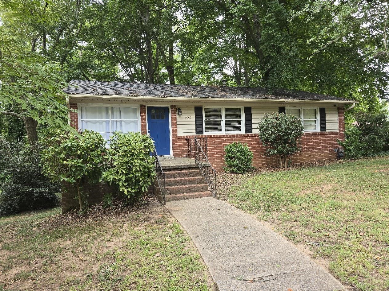 Photo 3 of Single family home for sale at 1002 Briarwood, Gaffney, SC 29340 | MLS# SPN341352 | Listing updated on 2026-09-05