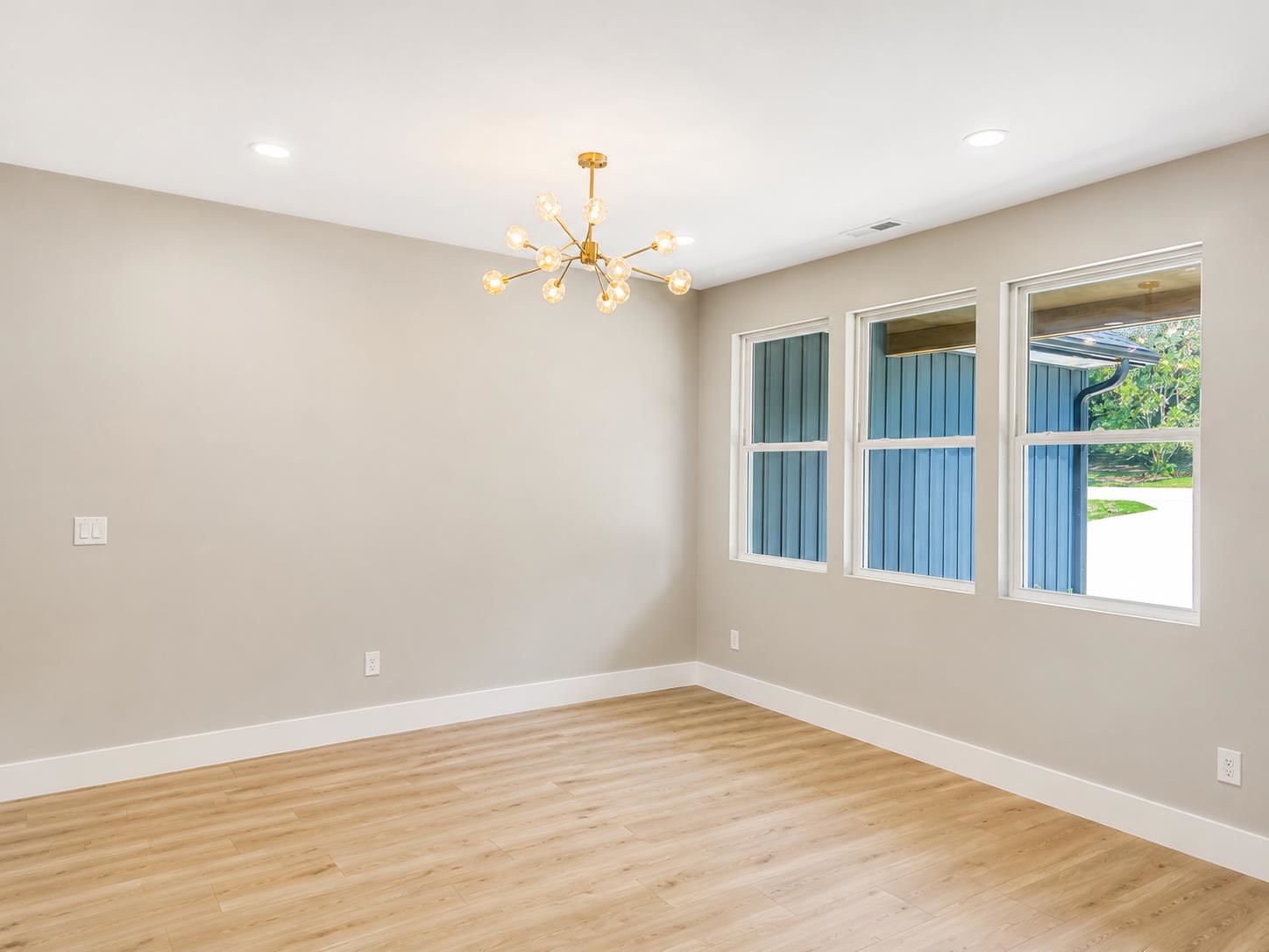 Photo 4 of Single family home for sale at 494 Skyline Dr, Campobello, SC 29322 | MLS# SPN341367 | Listing updated on 2026-09-05