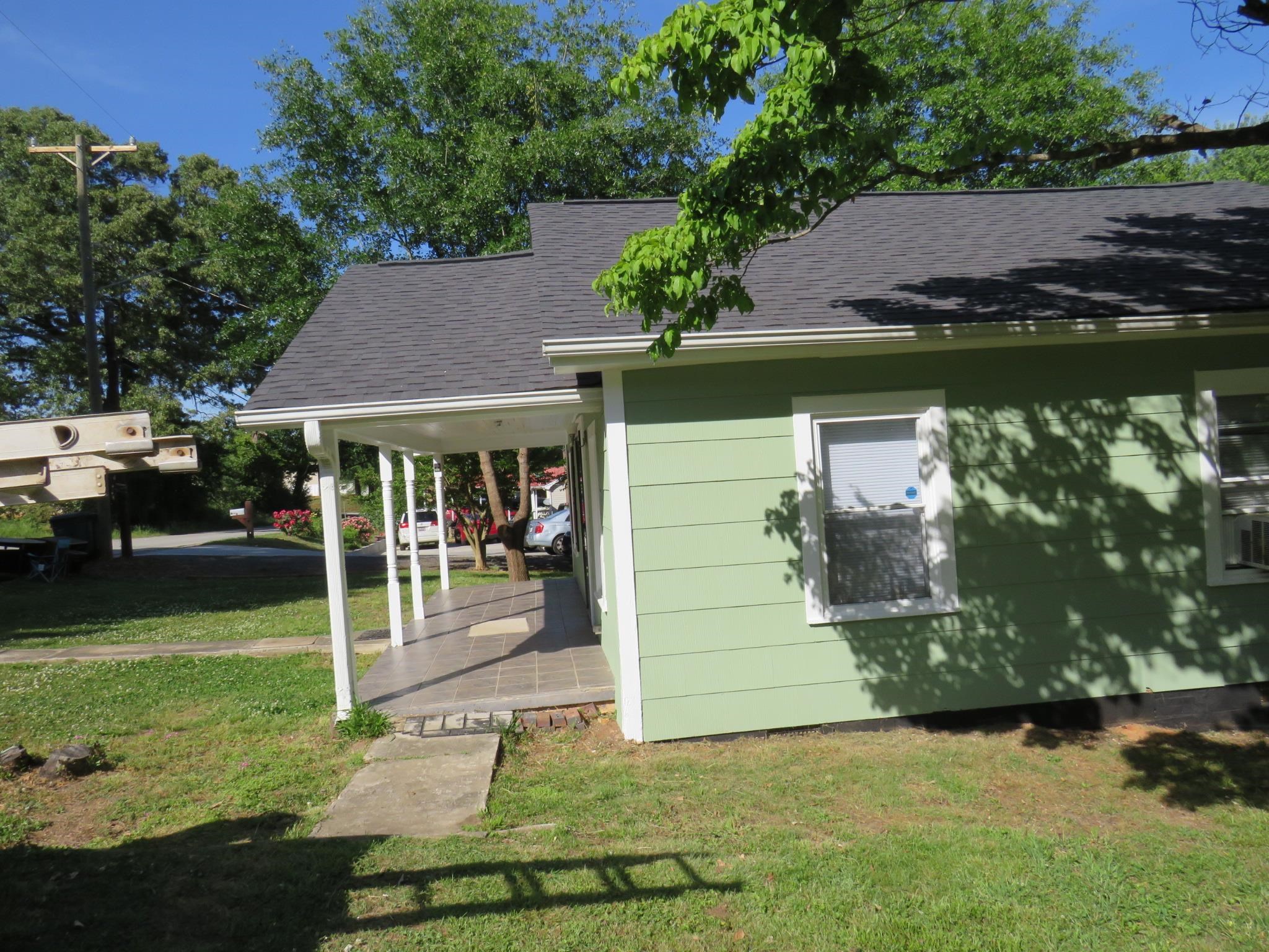Photo 4 of Single family home for sale at 406 River Dr, Gaffney, SC 29340 | MLS# SPN341369 | Listing updated on 2026-09-05