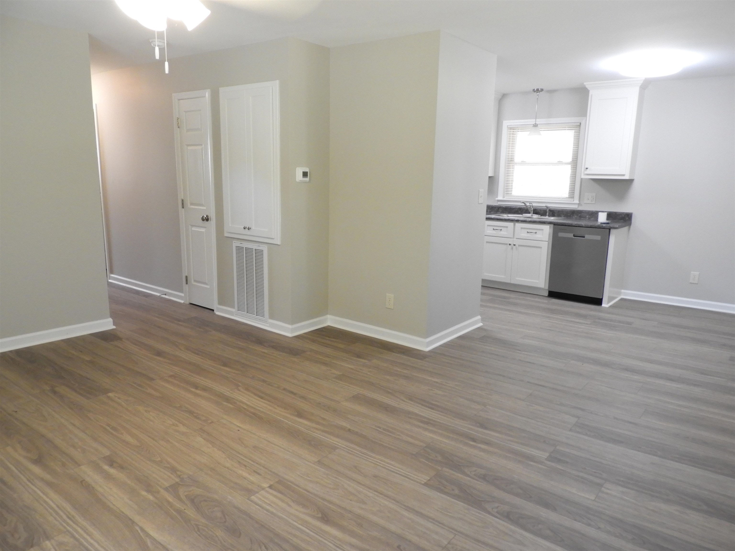 Photo 3 of Single family home for sale at 147 Crestmont Dr, Gaffney, SC 29340 | MLS# SPN341370 | Listing updated on 2026-09-05
