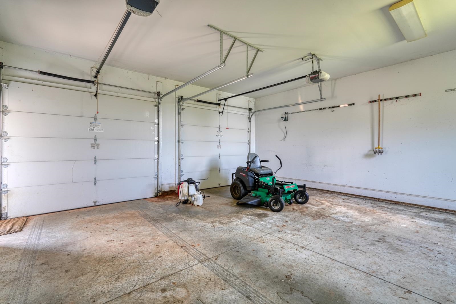 Photo 50 of Mansion for sale at 945 Love Springs Rd, Gaffney, SC 29341 | MLS# SPN341382 | Listing updated on 2026-09-05