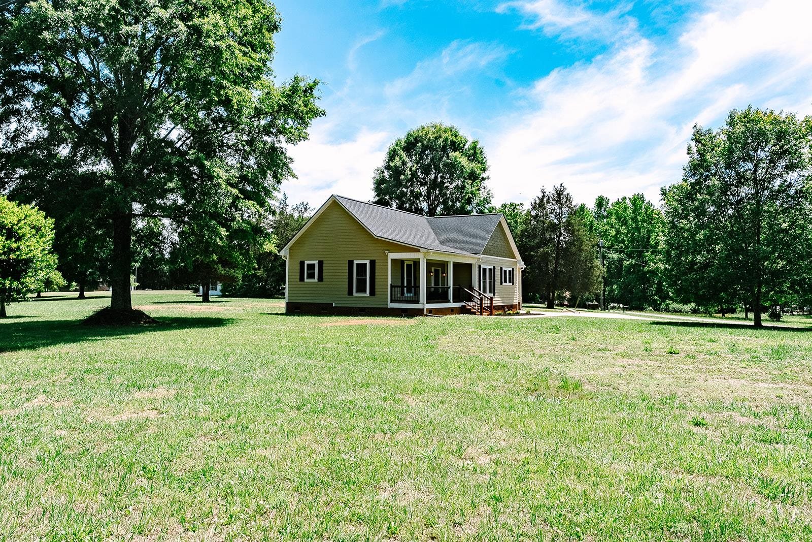 Photo 3 of Single family home for sale at 117 Humphries Cir, Gaffney, SC 29341 | MLS# SPN341401 | Listing updated on 2026-09-05