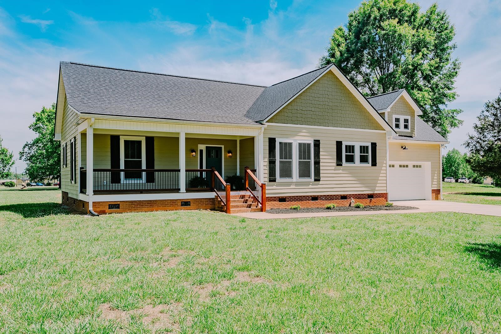 Photo 2 of Single family home for sale at 117 Humphries Cir, Gaffney, SC 29341 | MLS# SPN341401 | Listing updated on 2026-09-05